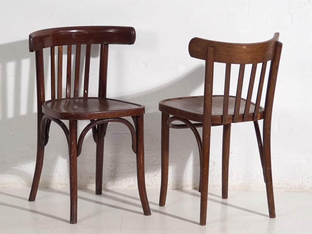 Antique bistro chairs (c.1920). Set of 4 pieces #1