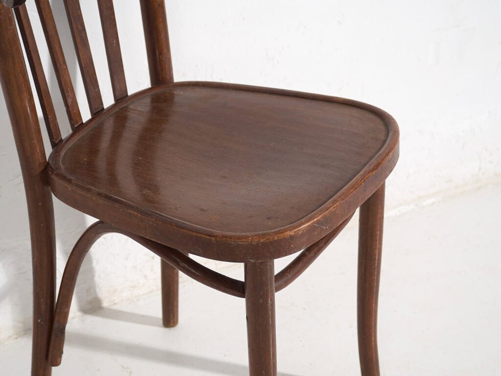 Antique bistro chairs (c.1920). Set of 4 pieces #1