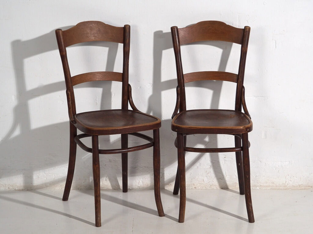 Antique Thonet-Mundus chairs (c.1920). Set of 2 pieces #2