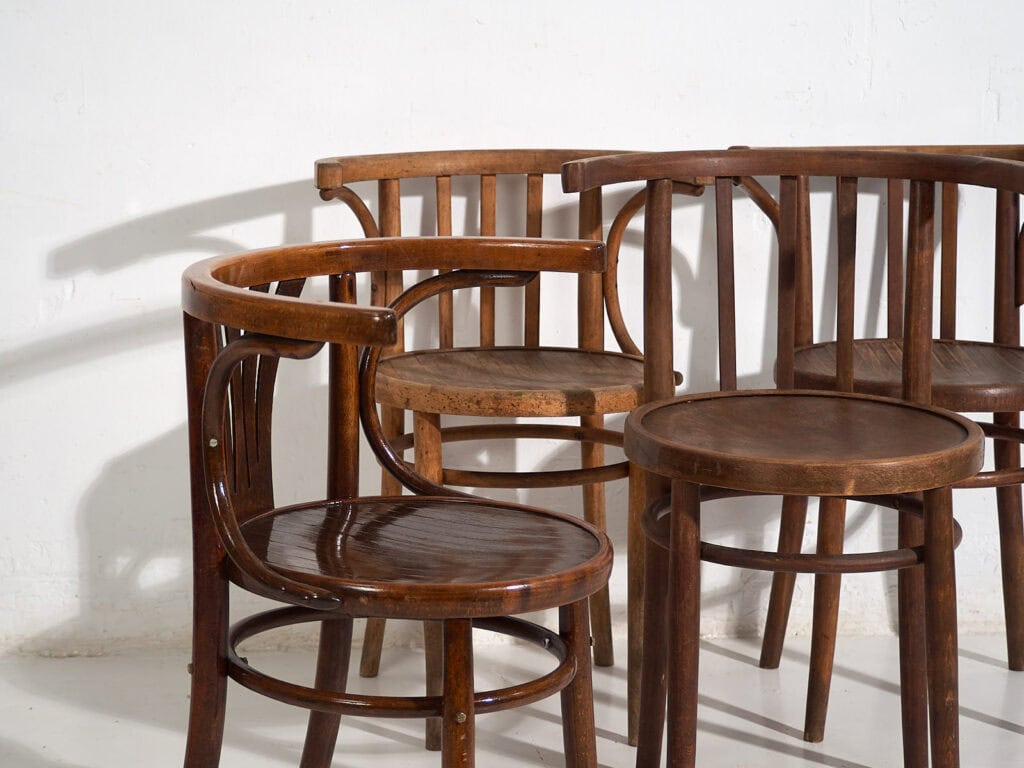 Sillas con reposabrazos antiguas (c.1920). Conjunto de 4 piezas #3