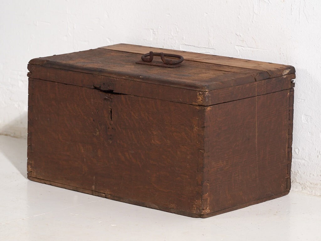 Pequeño cofre antiguo (c.1920) #8