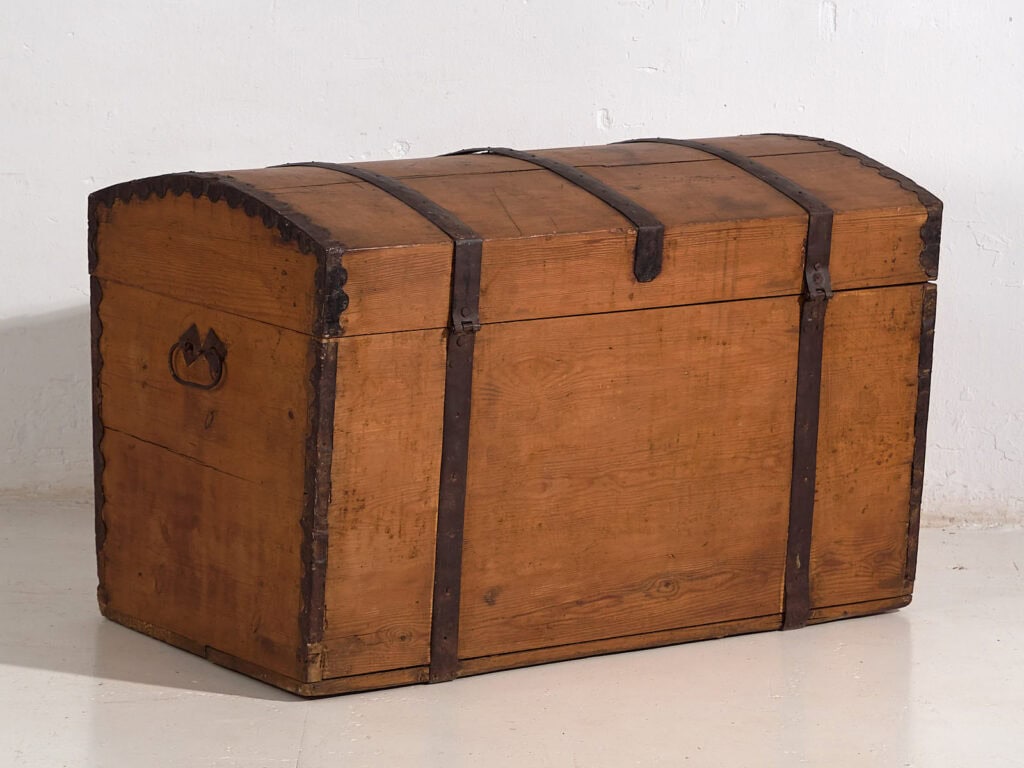 Botte ancienne en bois naturel avec structure métallique (c.1900) #80