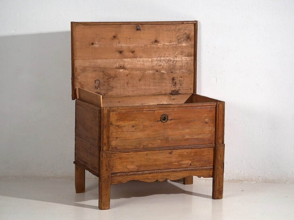 Coffre de mariage ancien (c.1920) #69