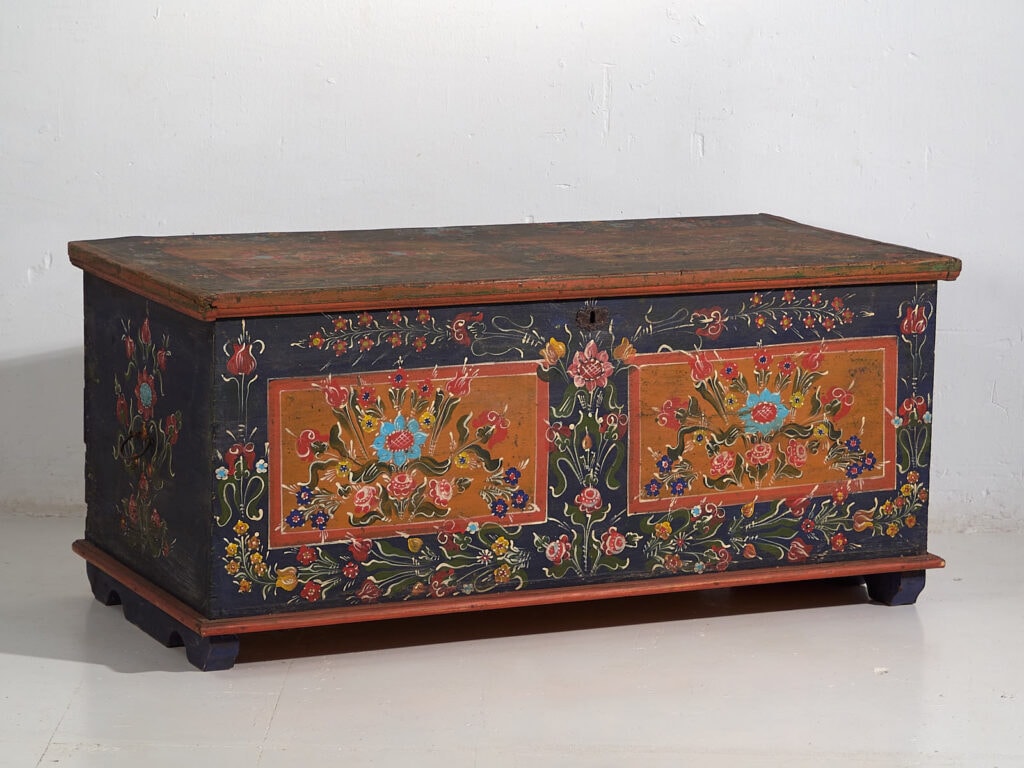 Botte ancienne à motifs floraux (c.1870) #67