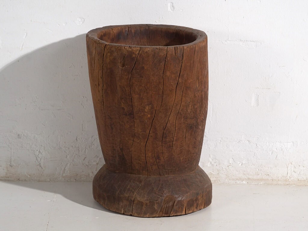 Antique wabi-sabi style mortarboard (c.1920) #1