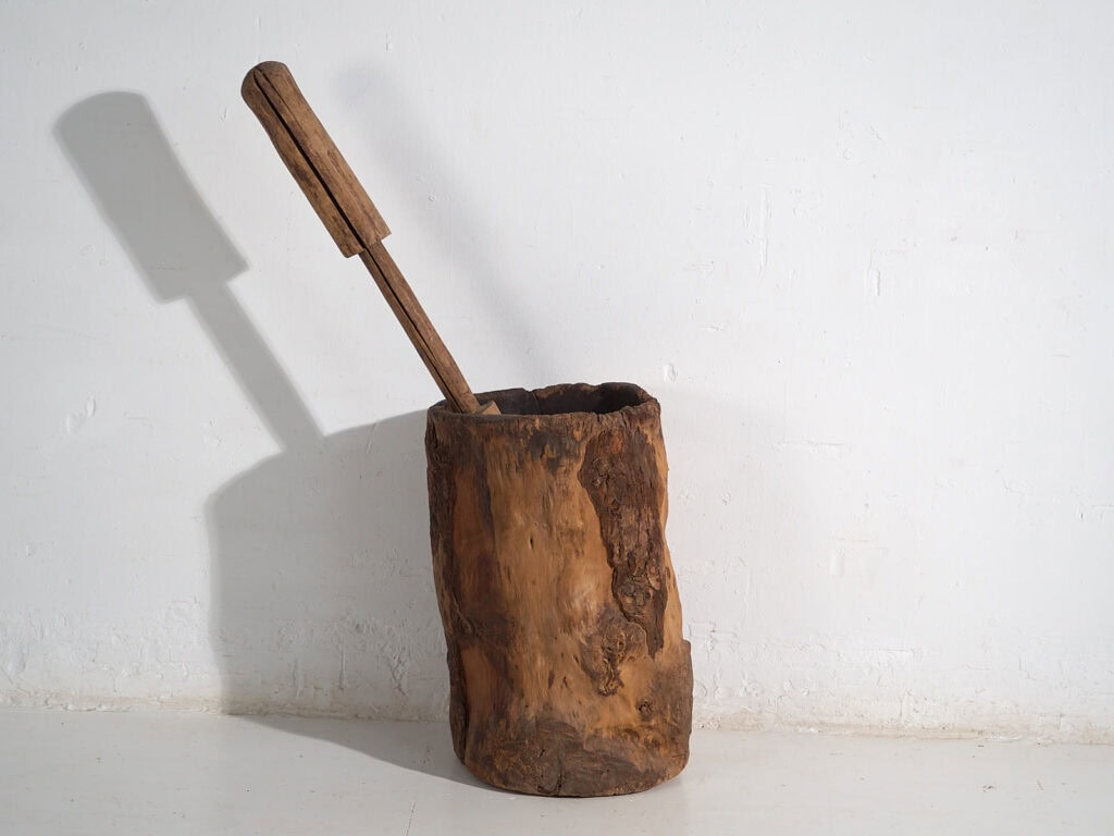 Antiguo mortero grande de estilo wabi-sabi (c.1920) #4
