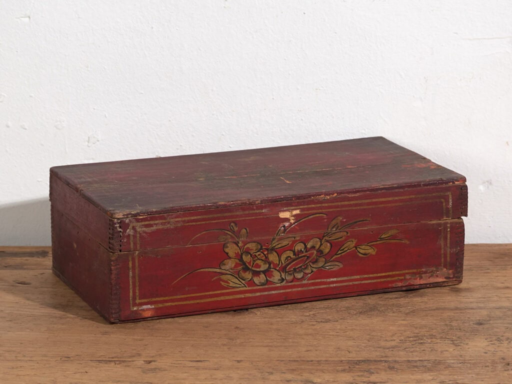 Coffret asiatique rouge ancien (c.1900) #13