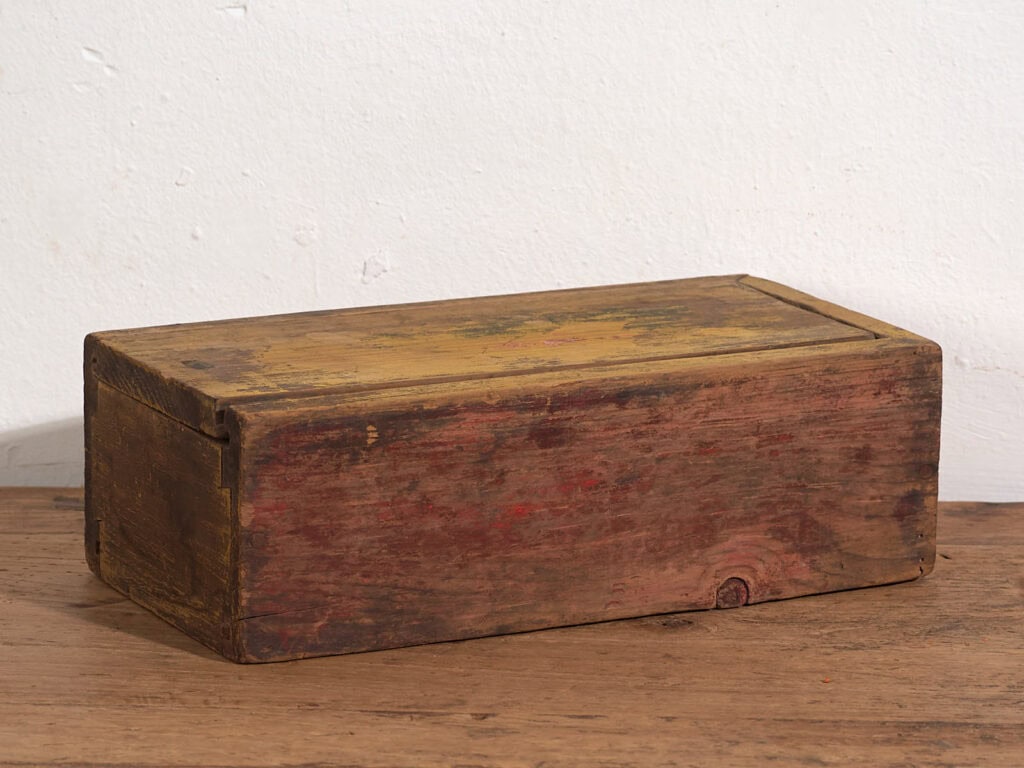 Antique oriental wabi sabi style box (c.1900) #6