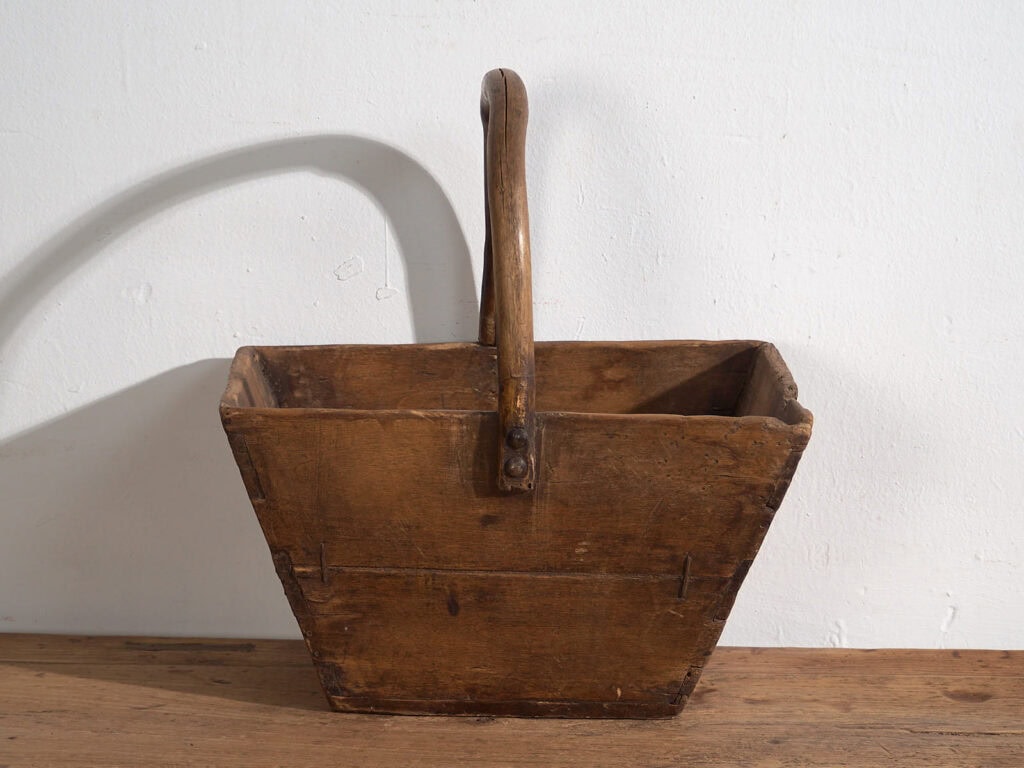 Panier ancien en bois massif (c.1900) #55