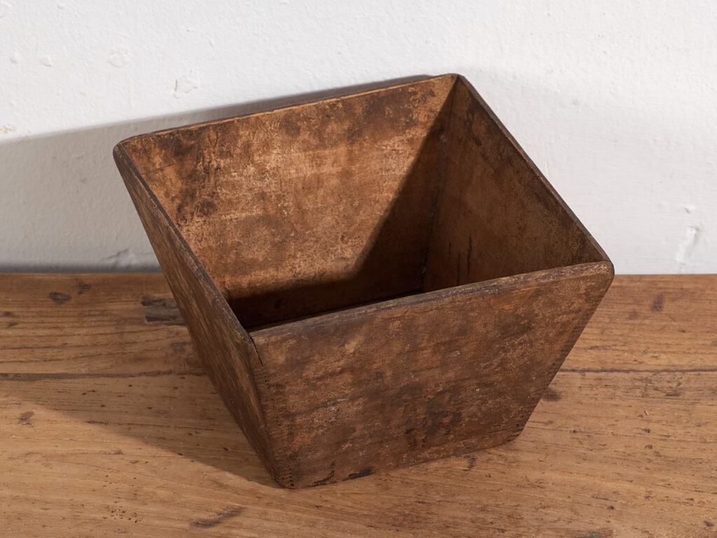 Antique solid wood bowl with dark patina (c.1920) #10