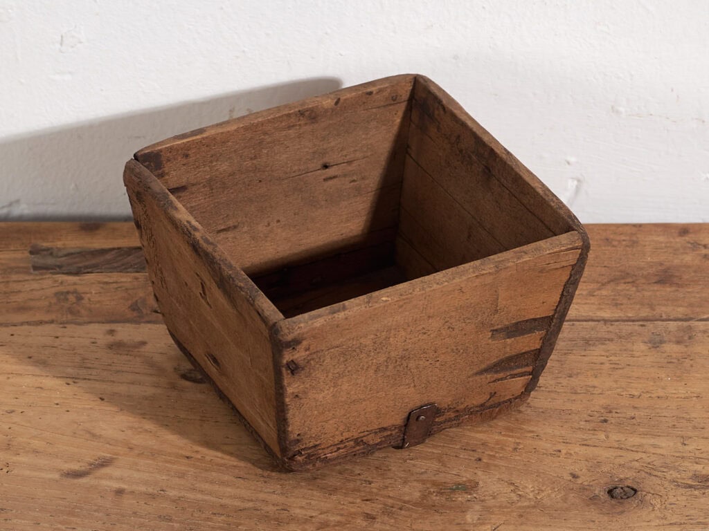 Bol ancien de style primitif (c.1920) #15