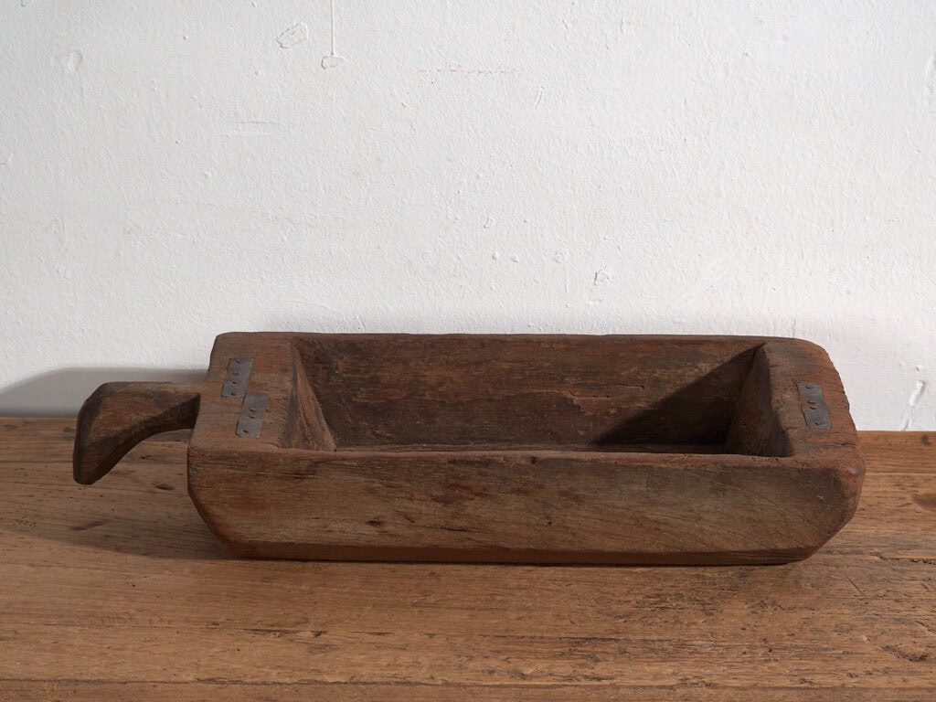 Small antique primitive style tray (c.1900) #2