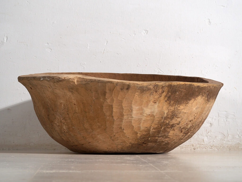 Large antique primitive style bowl (c.1900) #3