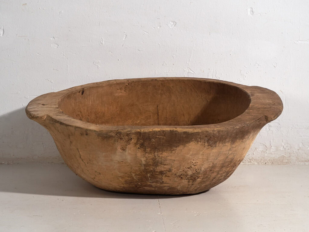 Large antique primitive style bowl (c.1900) #3