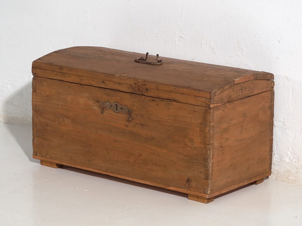 Coffre ancien en bois massif (c.1900) #81