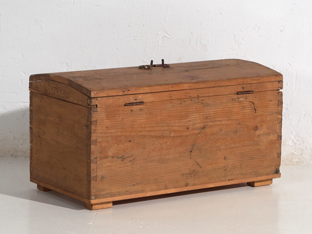 Coffre ancien en bois massif (c.1900) #81