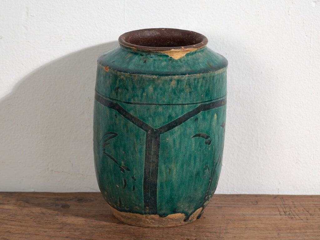 Antique enameled vase with vegetal motifs (c.1820) #15