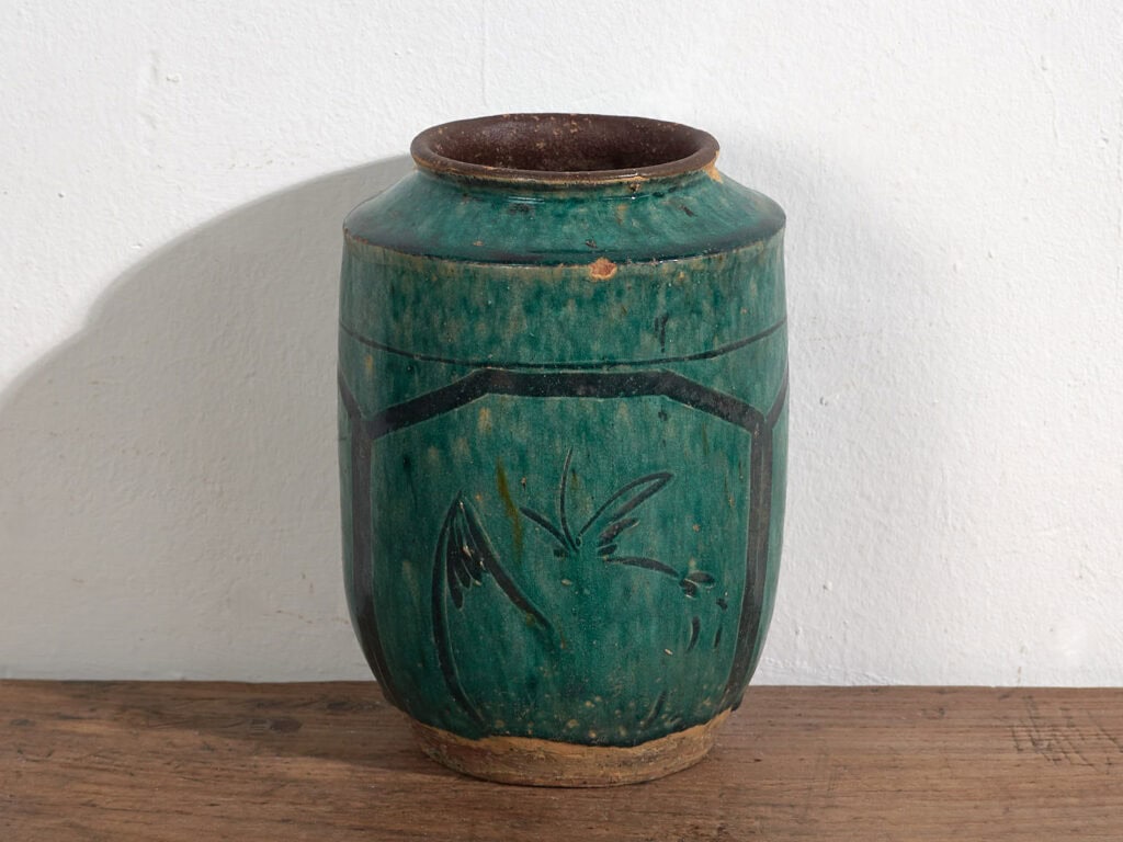 Antique enameled vase with vegetal motifs (c.1820) #15