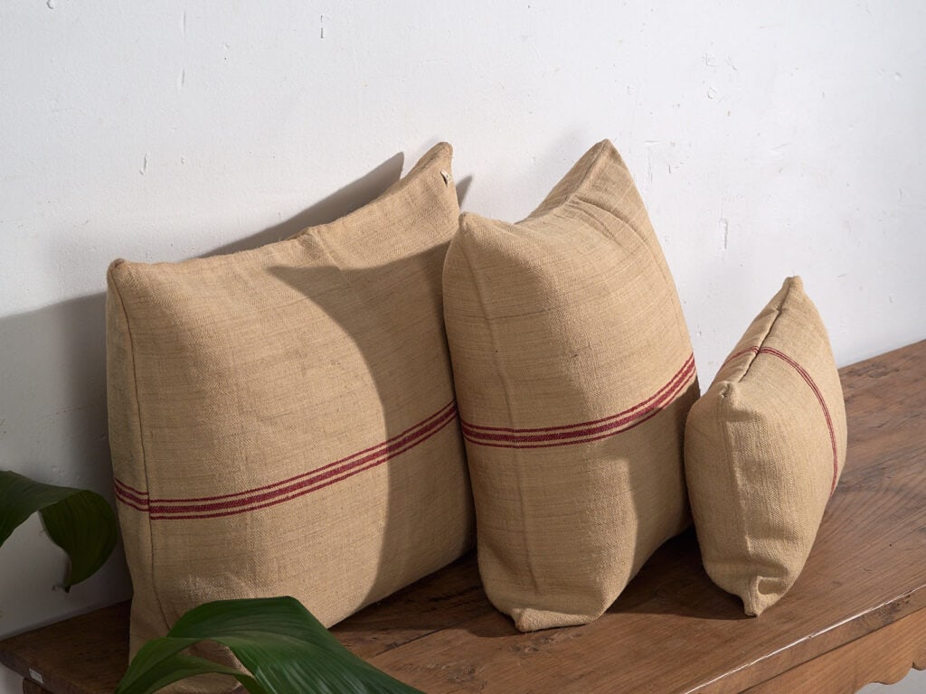 Red antique linen cushions #1