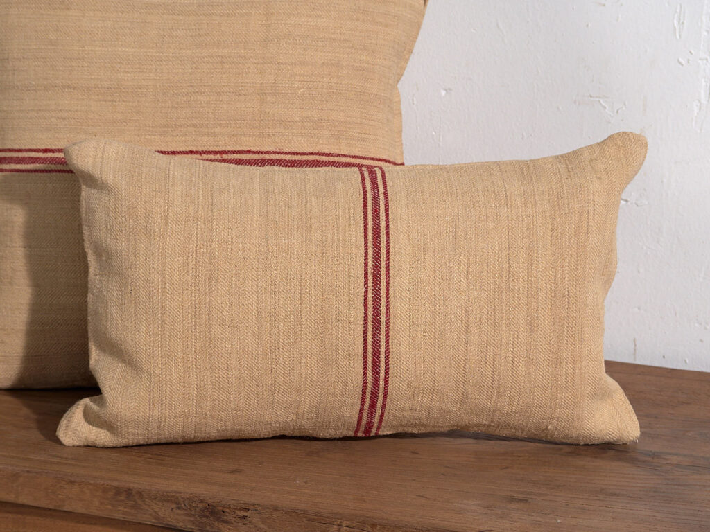 Red antique linen cushions #1
