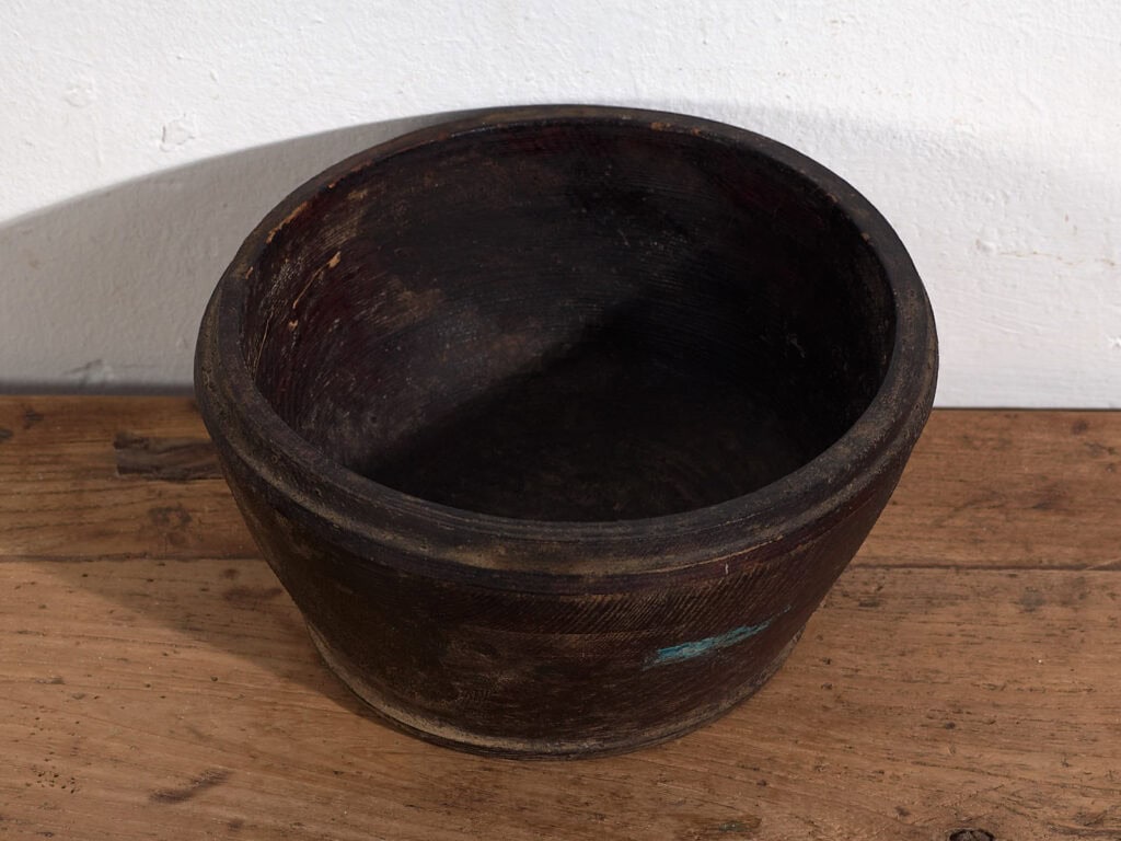 Dark antique bowl (c.1900) #37