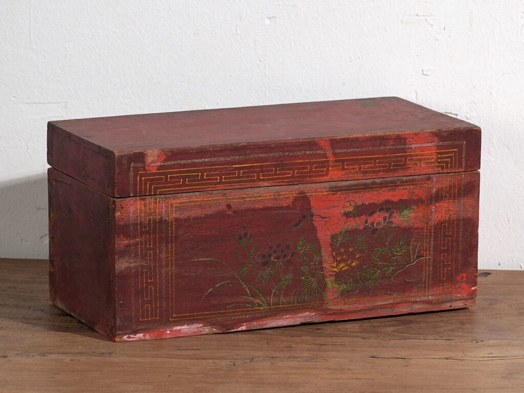 Petit coffre ancien à motifs floraux (vers 1900) #19