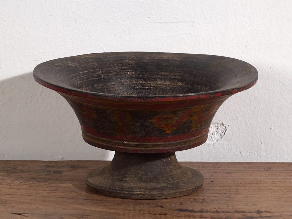 Antique hand painted Tibetan bowl (c.1900) #30