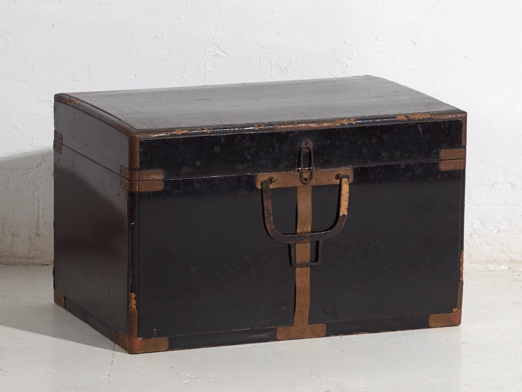 Cofre japonés antiguo de color oscuro - Periodo Meiji / Taishō (c.1868-1926) #13