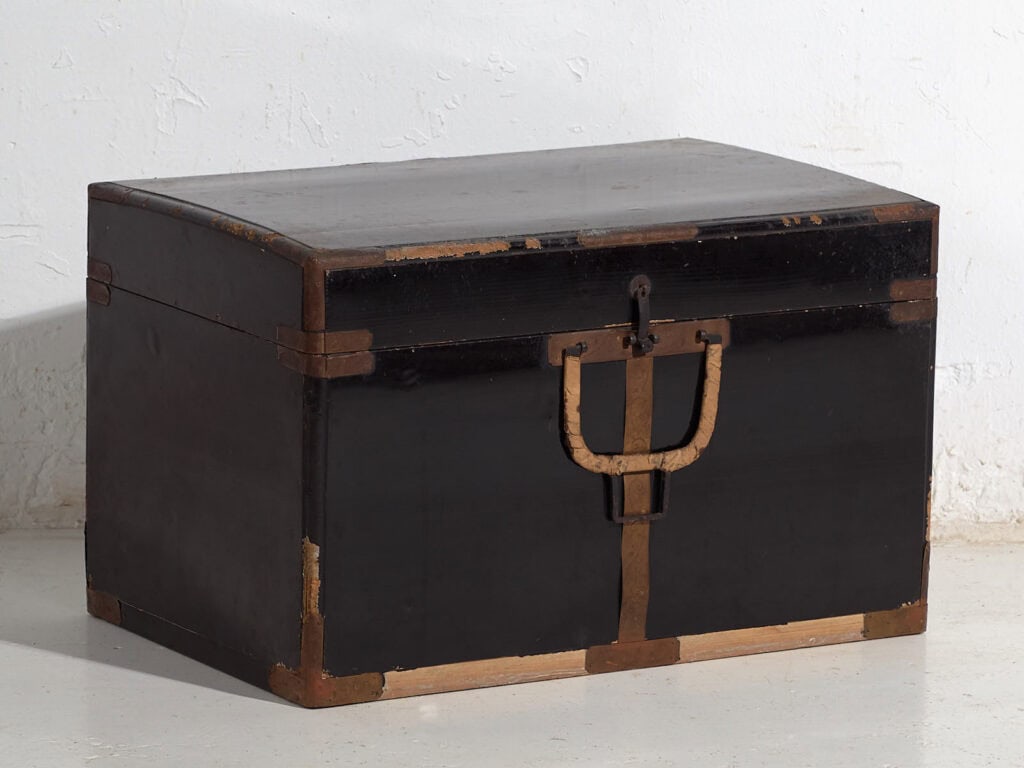Cofre japonés antiguo de color oscuro - Periodo Meiji / Taishō (c.1868-1926) #13