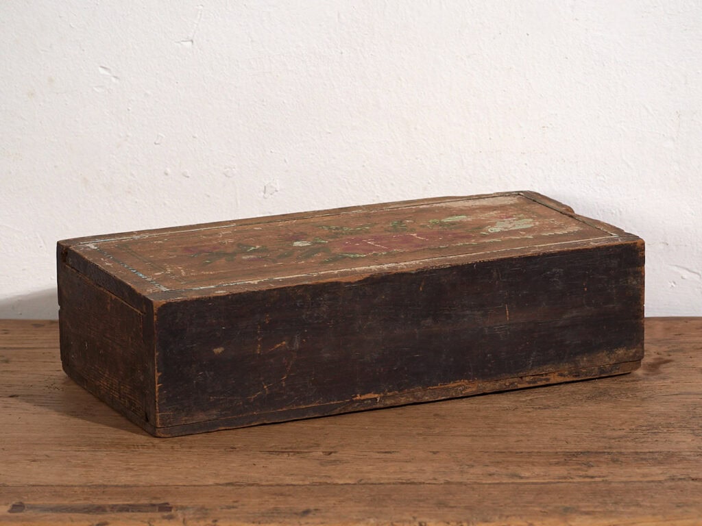 Antigua caja oriental amarilla pintada a mano (c.1900) #25