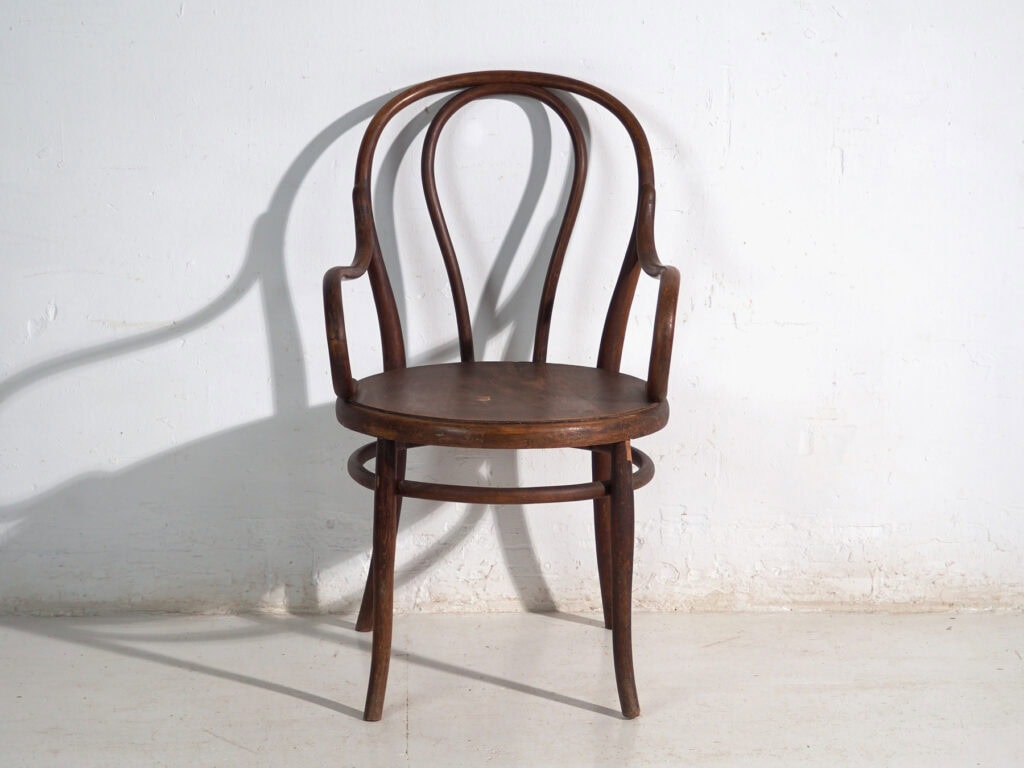 Sillón antiguo de madera curvada Thonet – Europa central, circa 1900