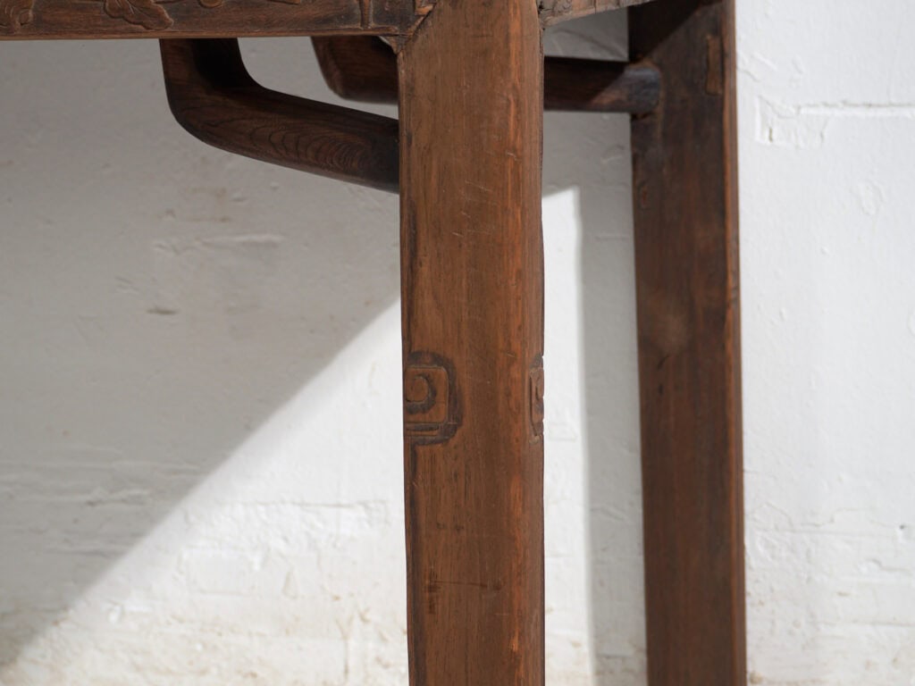 Mesa banco antigua en madera de pino – China, circa 1900