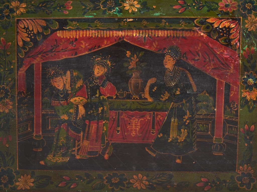 Baúl antiguo pintado en madera de pino – China, circa 1900