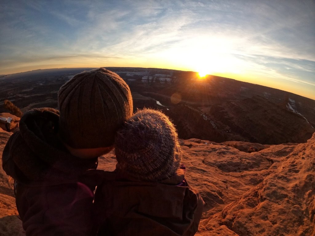 Yvonne und Tommi vom Podcast -Allein unter Eichhörnchen -