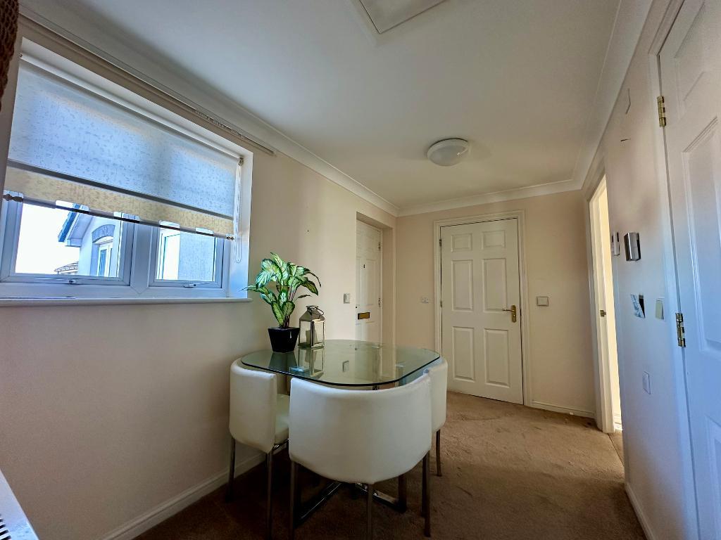 Flat sold in Hadleigh
