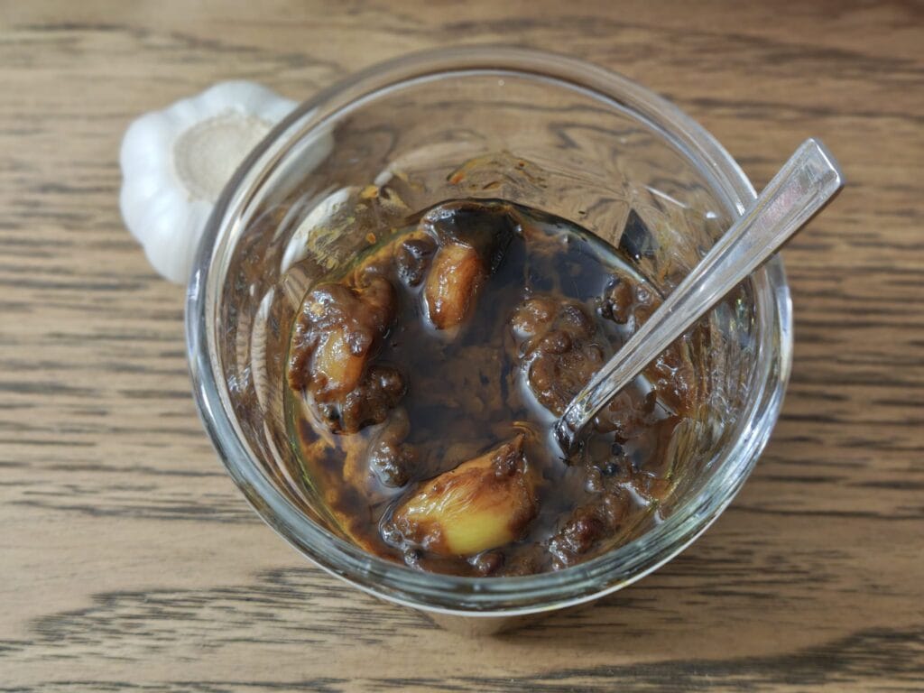 Pulikaachal puliyodarai rice mix