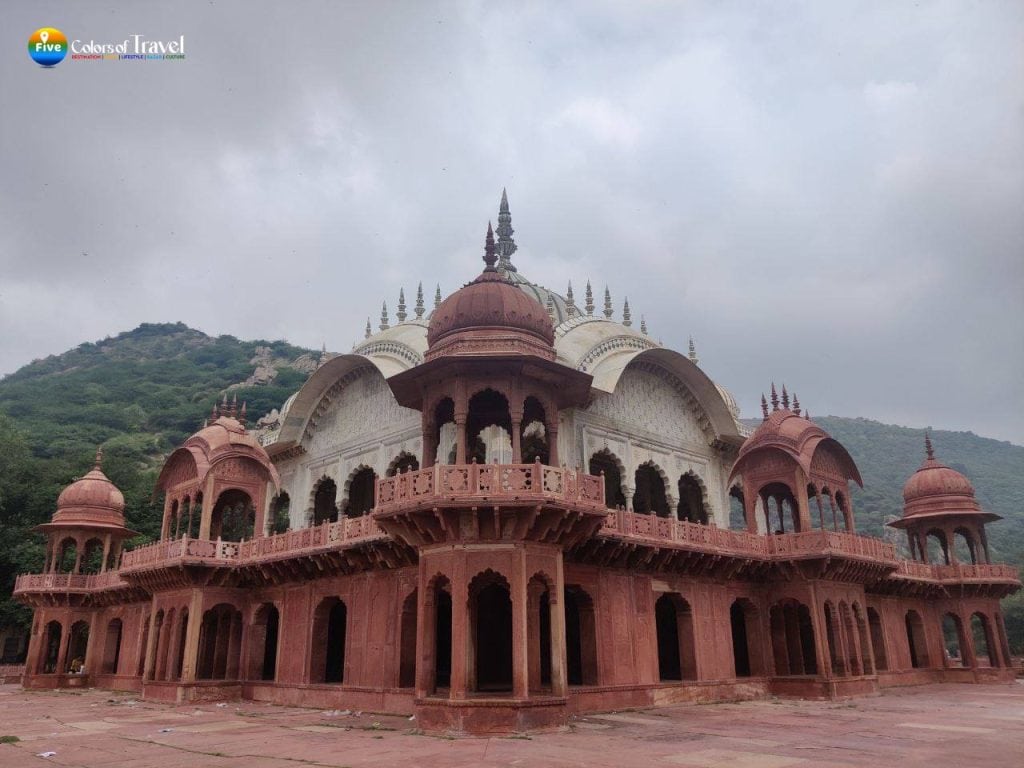 मूसी महारानी की छतरी