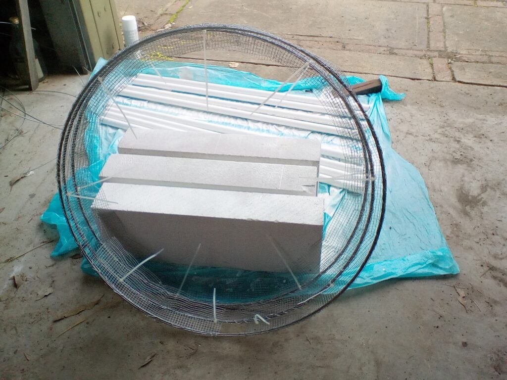 Wire Mesh Circle Structure