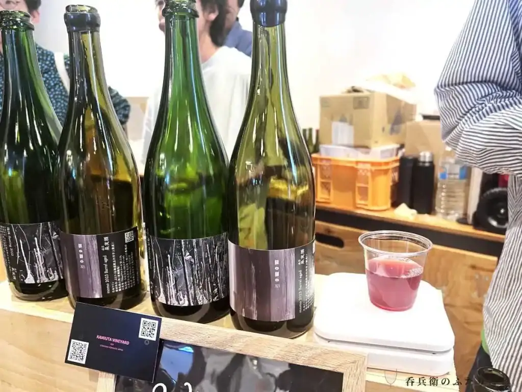 【7杯目】希少性も相まって今回一番人気の上歌ヴィンヤード「momo 2023 」（500円/50ml）