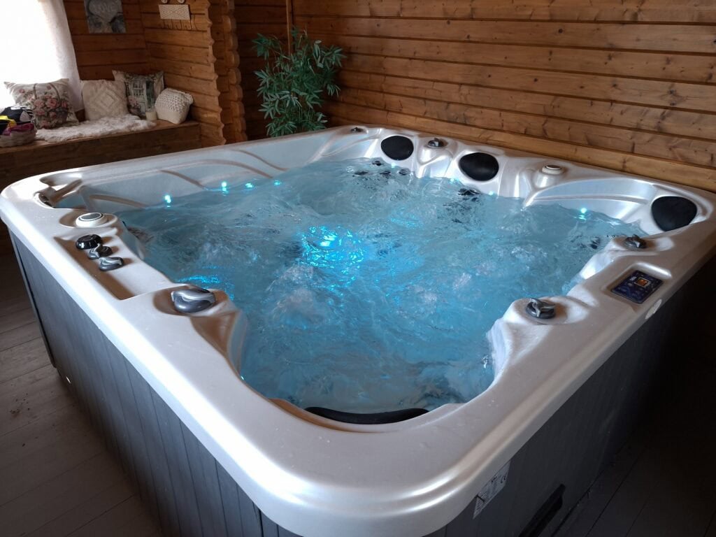 spa détente 6 place - les p'tites cagouilles