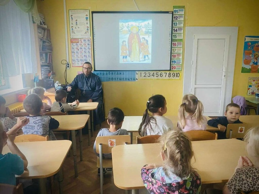 Встреча с воспитанниками детского сада в Кадоме: беседа о преподобном Германе Аляскинском