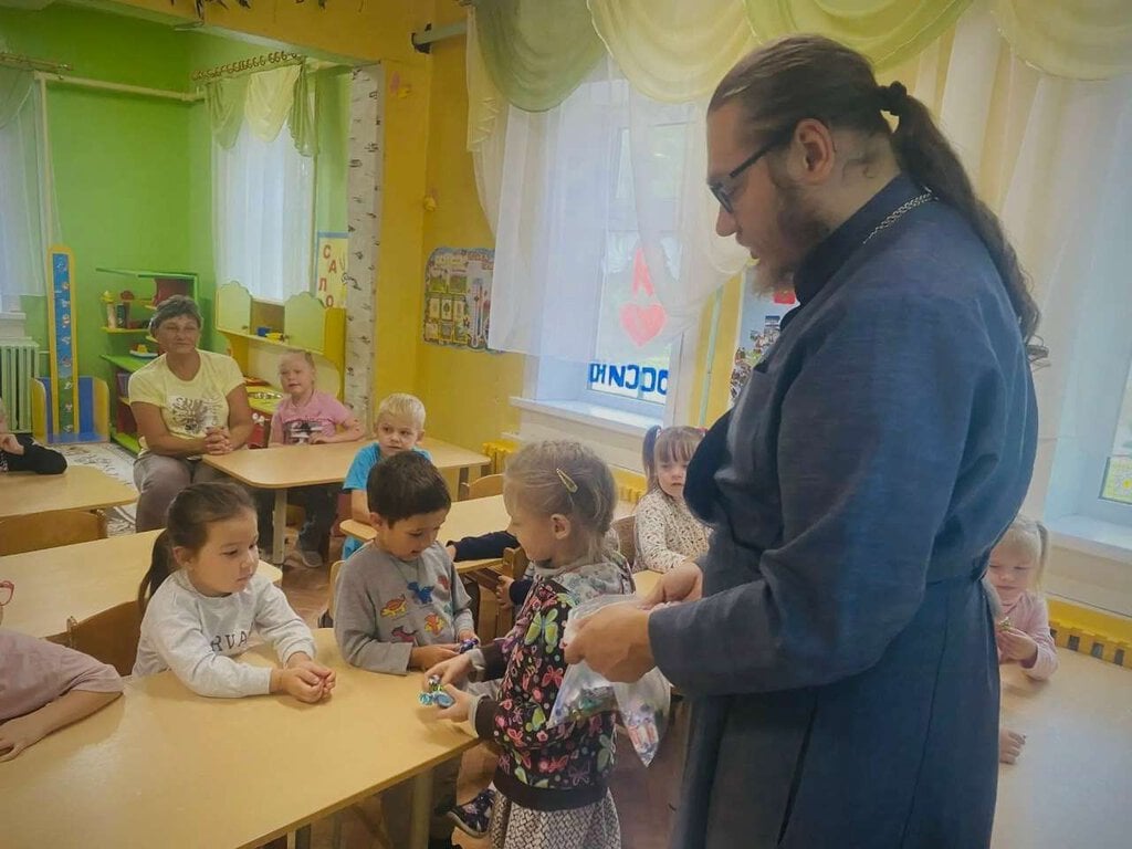Встреча с воспитанниками детского сада в Кадоме: беседа о преподобном Германе Аляскинском