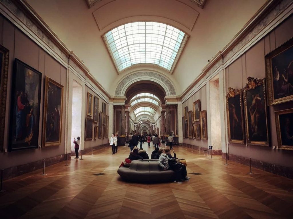Dünya Müzeler Günü ve Louvre Müzesi