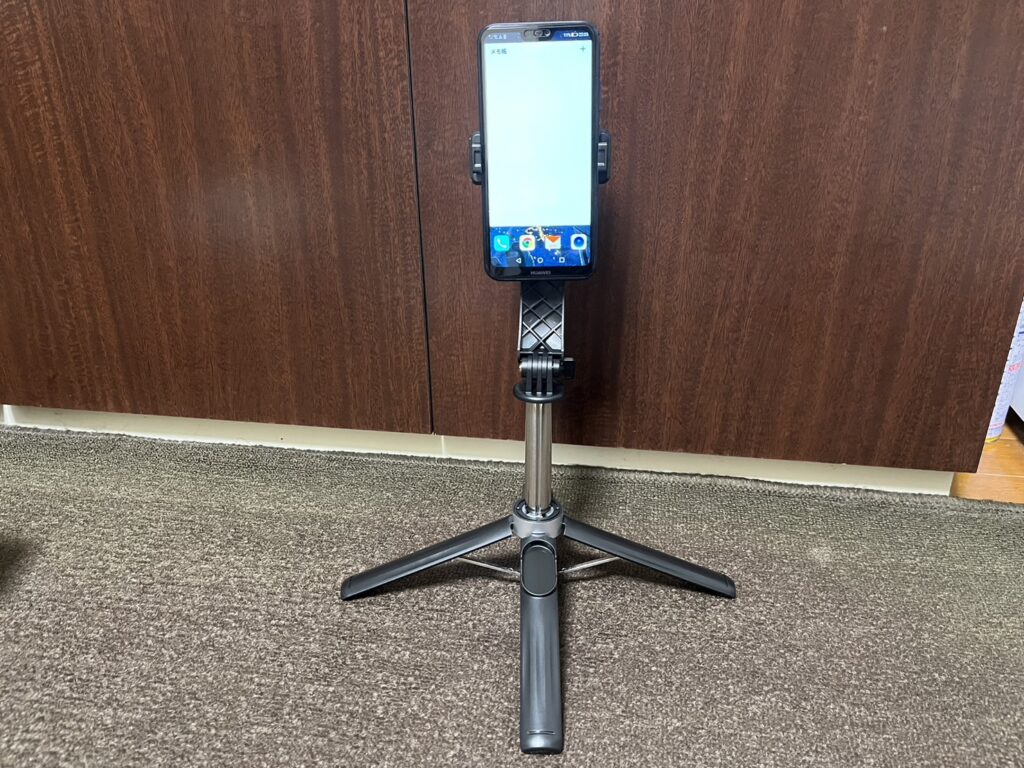 スマホスタンド スマホ装着1