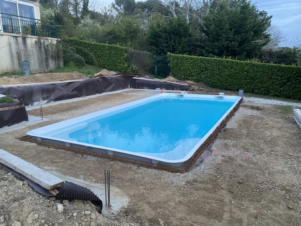 Aménagement piscine avant
