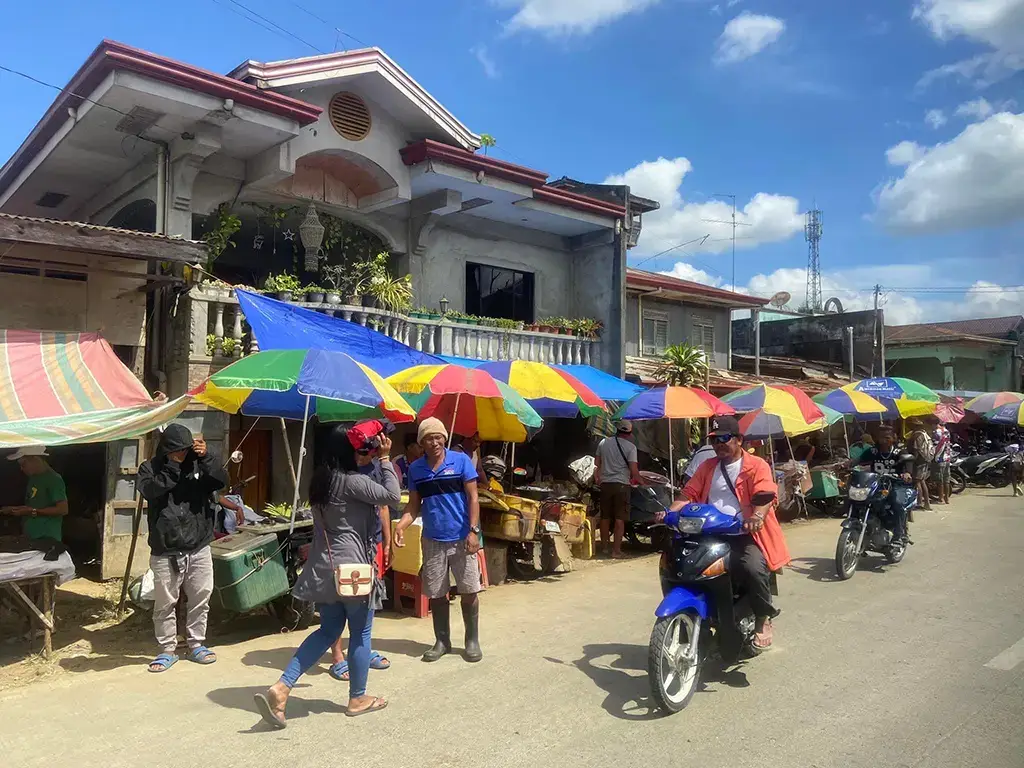 A small town near Cafe Alicia.
