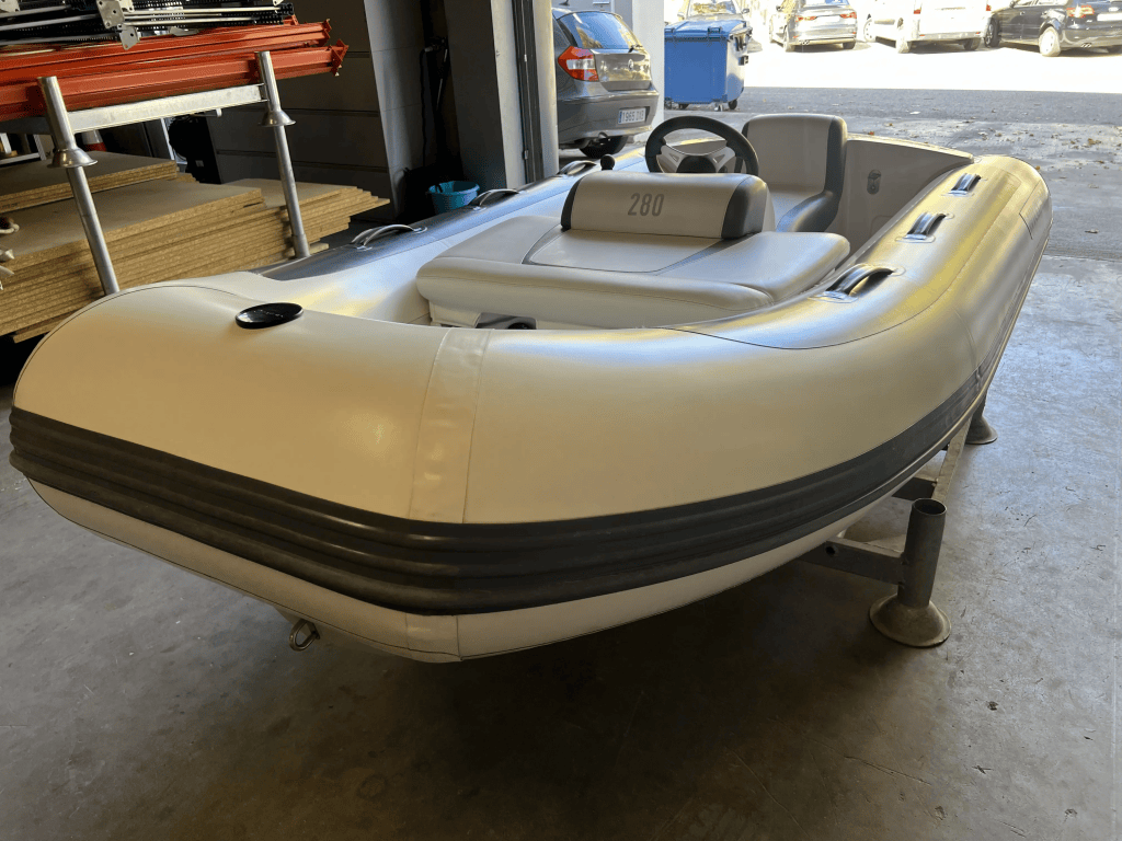 519fd893855e43bb8ef6483efddd1cb90f766c5a3f1944e5bcb3eb93d416298c