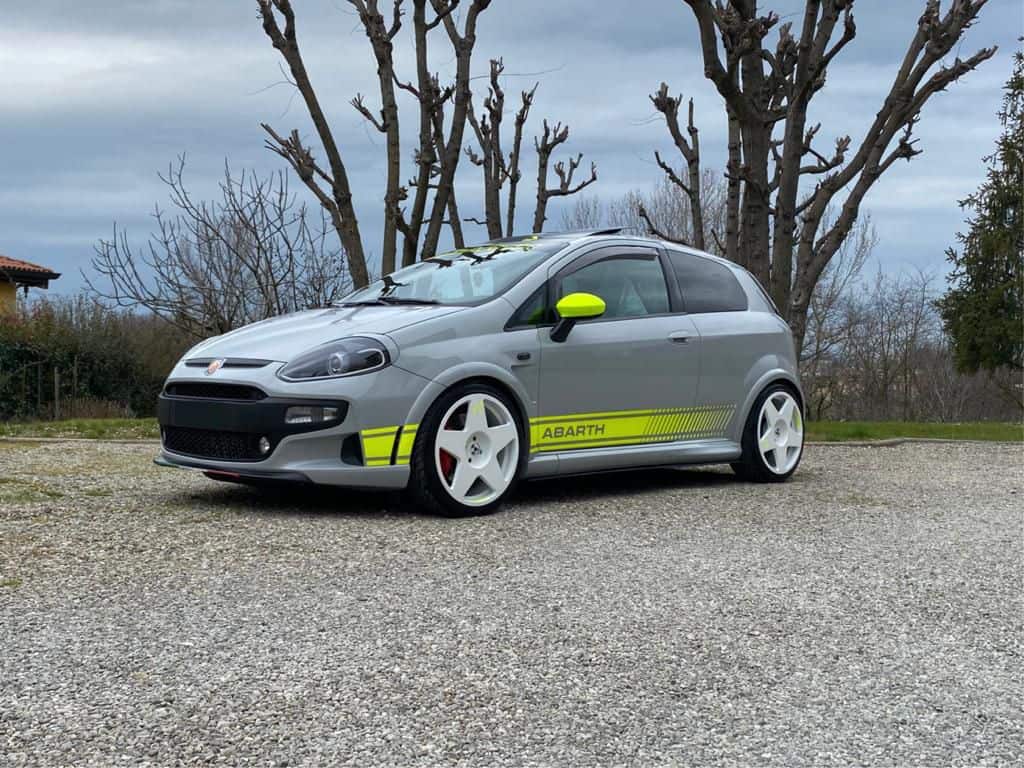 Kit fasce laterali EVO | GPA Abarth