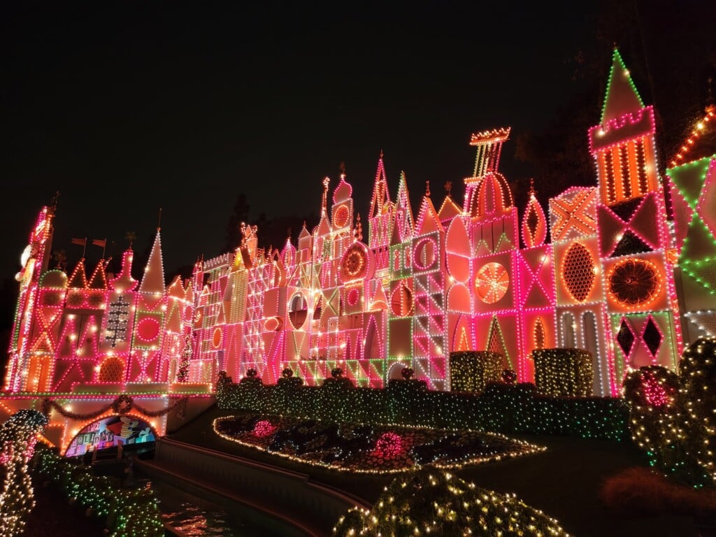 Disneyland Christmas 2026