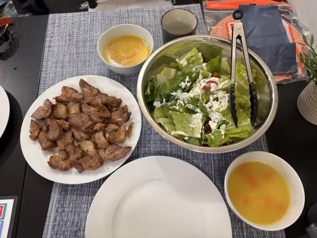 黃刀鎮極光